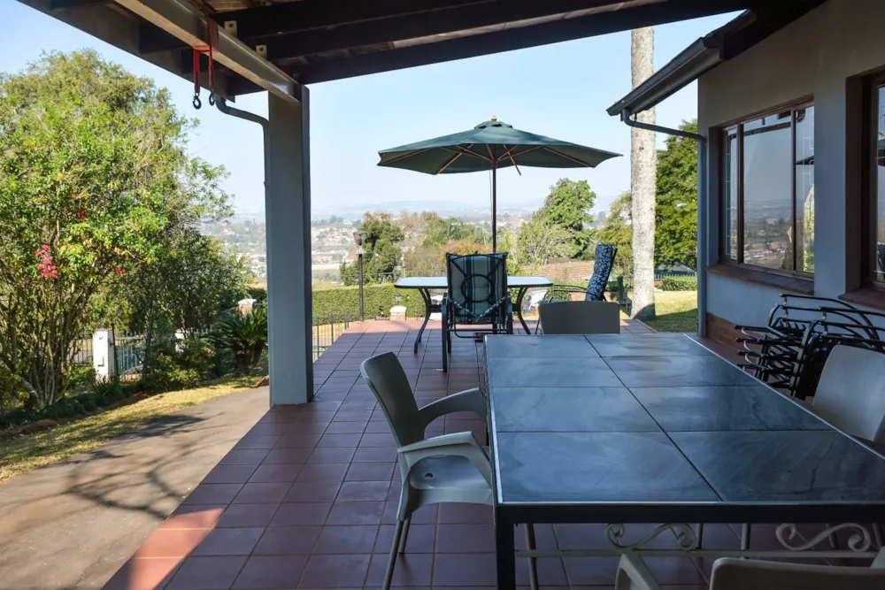 Single-storey house for sale in Clarendon - 1PM1750042