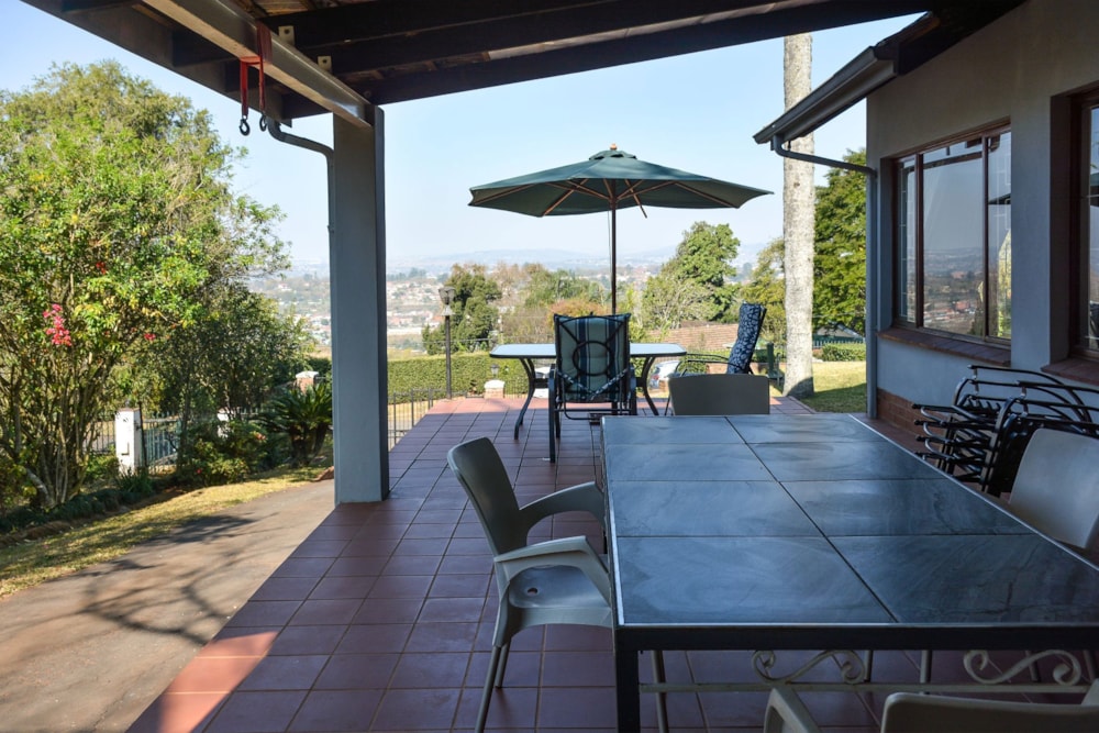 Single-storey house for sale in Clarendon - 1PM1750042