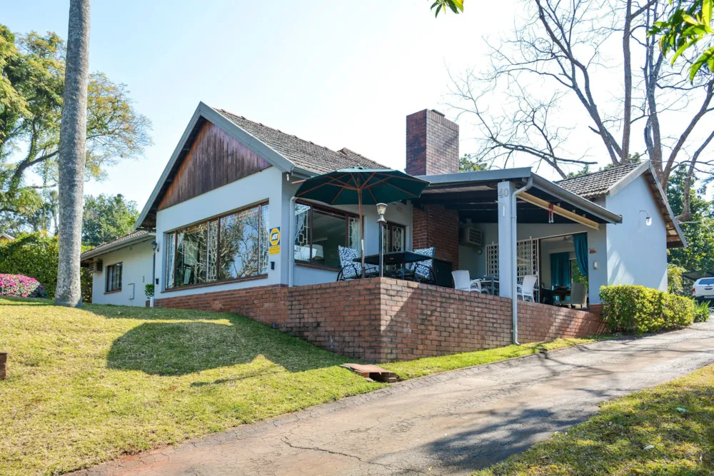 Single-storey house for sale in Clarendon - 1PM1750042
