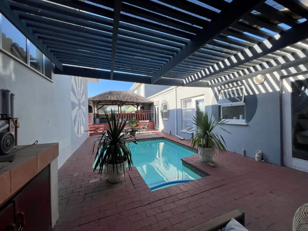 House for sale in Plattekloof - 1PLA1748224 House for sale in Plattekloof - 1PLA1748224