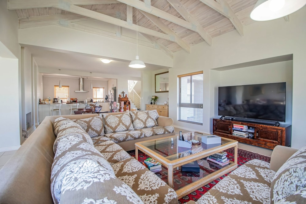 House for sale in Langebaan Country Estate - LA1749689 House for sale in Langebaan Country Estate - LA1749689