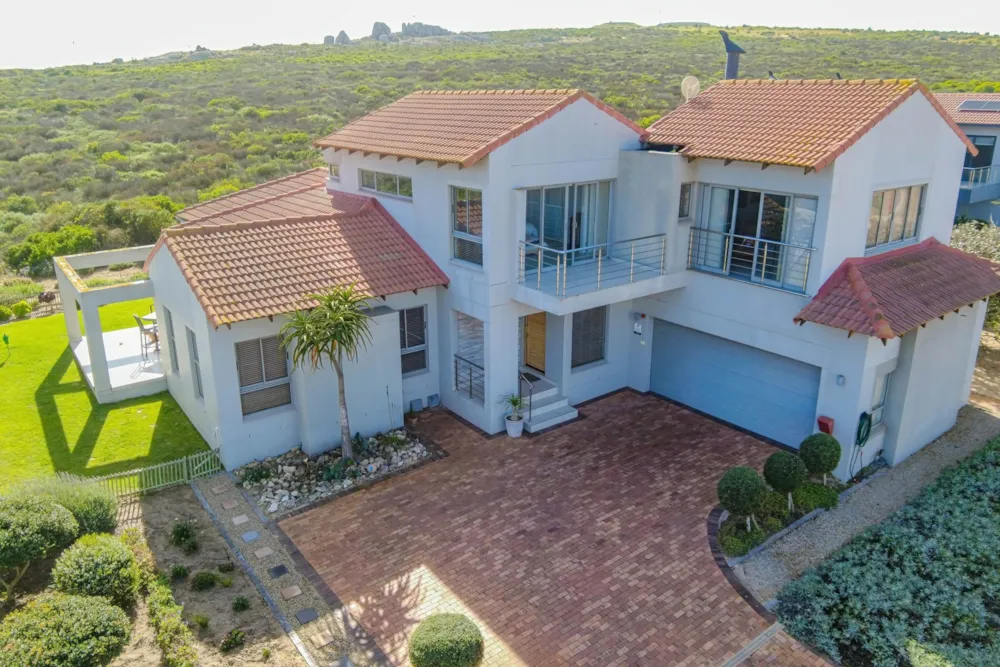 House for sale in Langebaan Country Estate - LA1749689 House for sale in Langebaan Country Estate - LA1749689