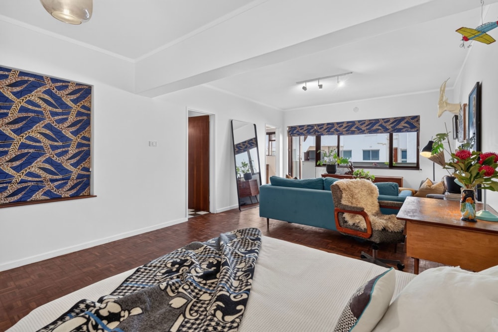 Studio apartment for sale in Sea Point - AS1749020 Studio apartment for sale in Sea Point - AS1749020
