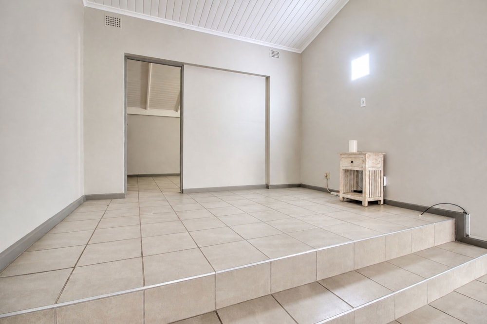 Apartment to rent in Panorama, Parow - 1PLA1748362