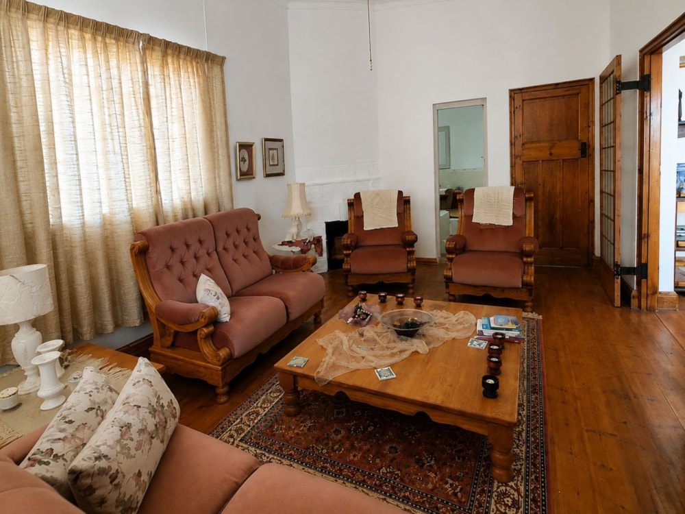 House for sale in Oudtshoorn - 1OU1748035
