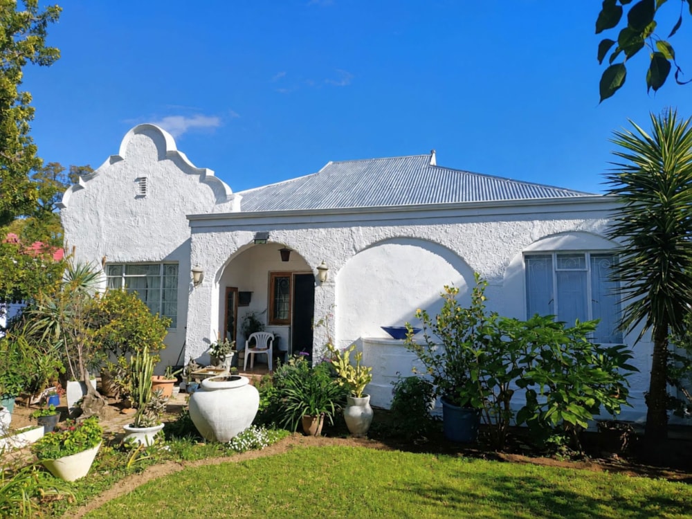 House for sale in Oudtshoorn - 1OU1748035 House for sale in Oudtshoorn - 1OU1748035
