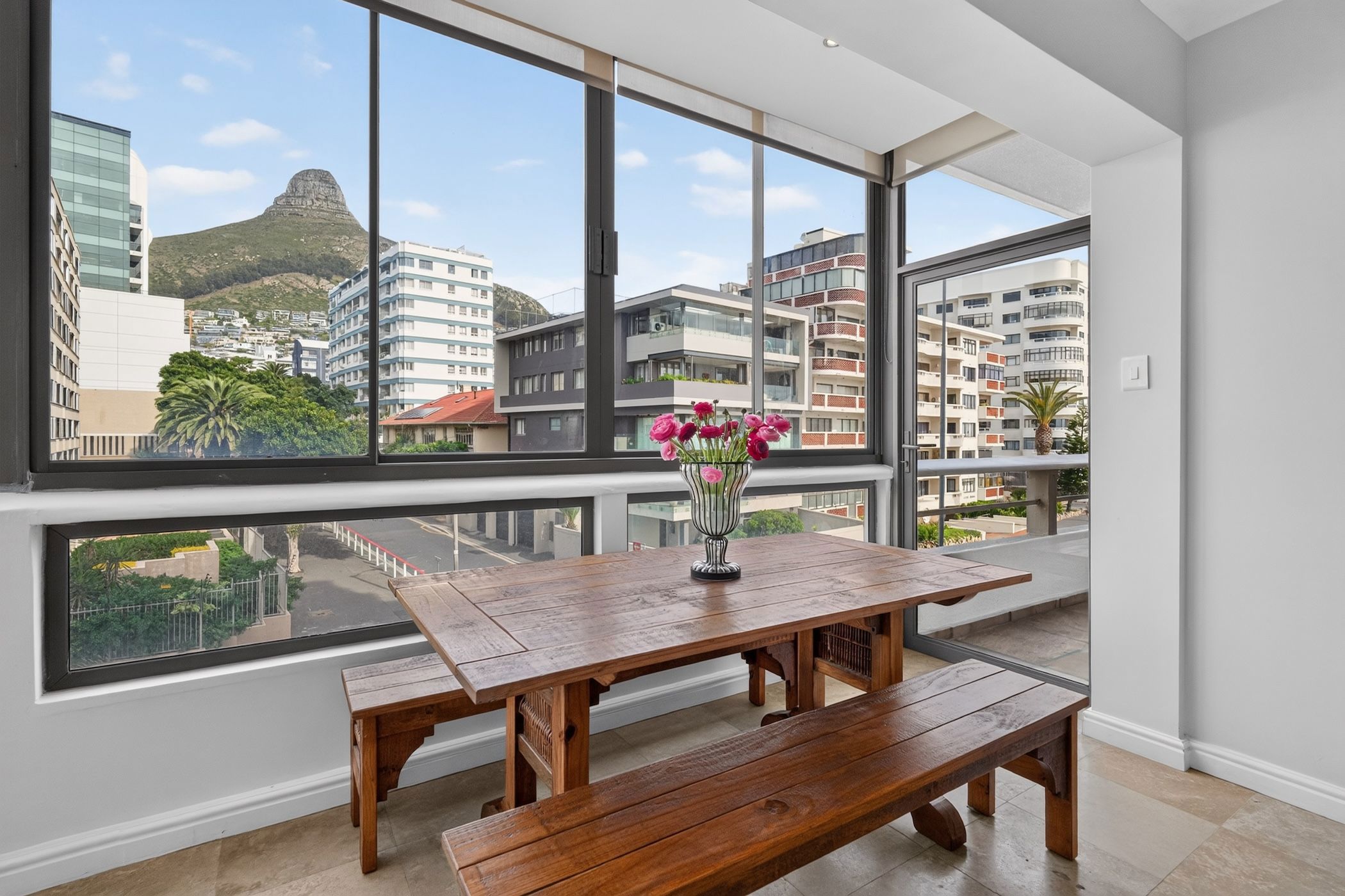 Apartment for sale in Sea Point - AS1749550