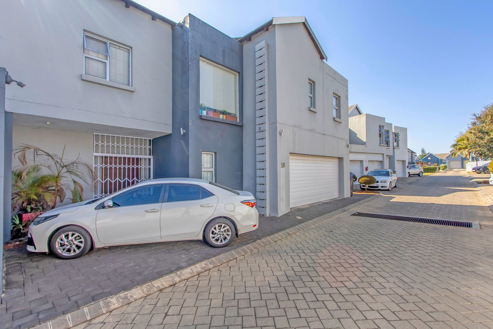 Double-storey cluster for sale in North Riding - FW1750187