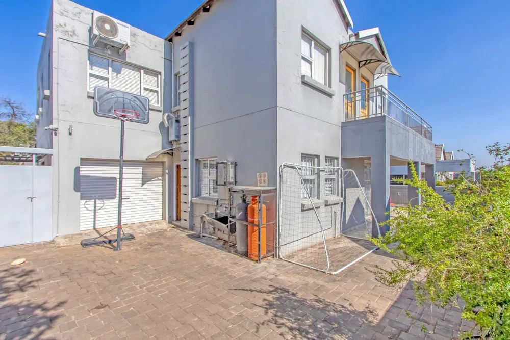 Double-storey cluster for sale in North Riding - FW1750187 Double-storey cluster for sale in North Riding - FW1750187