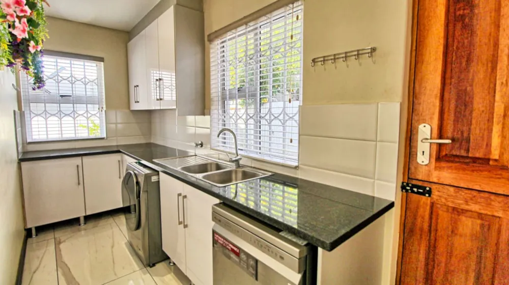 Double-storey cluster for sale in North Riding - FW1750187 Double-storey cluster for sale in North Riding - FW1750187