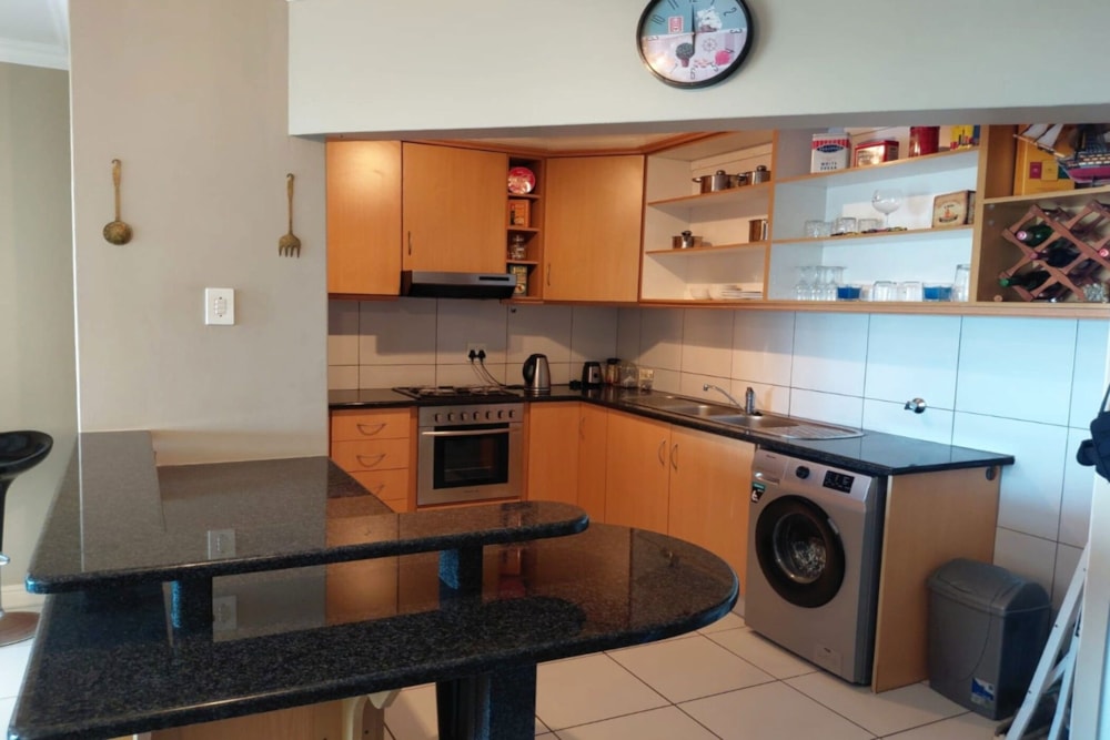 Apartment for sale in Illovo Beach - 1WB1750536 Apartment for sale in Illovo Beach - 1WB1750536
