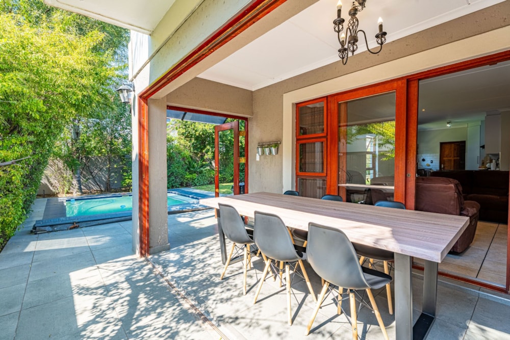 Townhouse for sale in Sunninghill Gardens - FW1748535