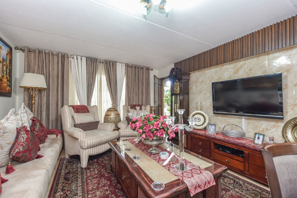 Apartment for sale in Sunninghill Gardens - FW1747535