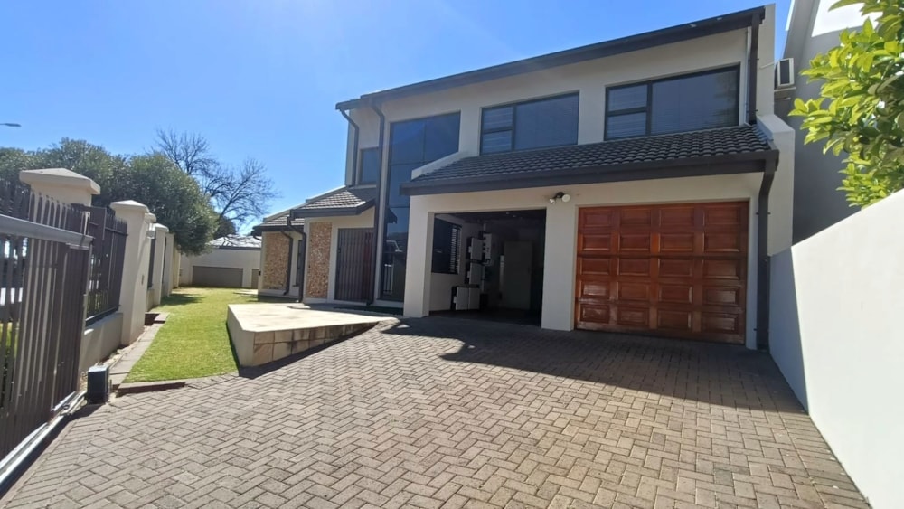 House to rent in Dan Pienaar - 1BX1750532 House to rent in Dan Pienaar - 1BX1750532