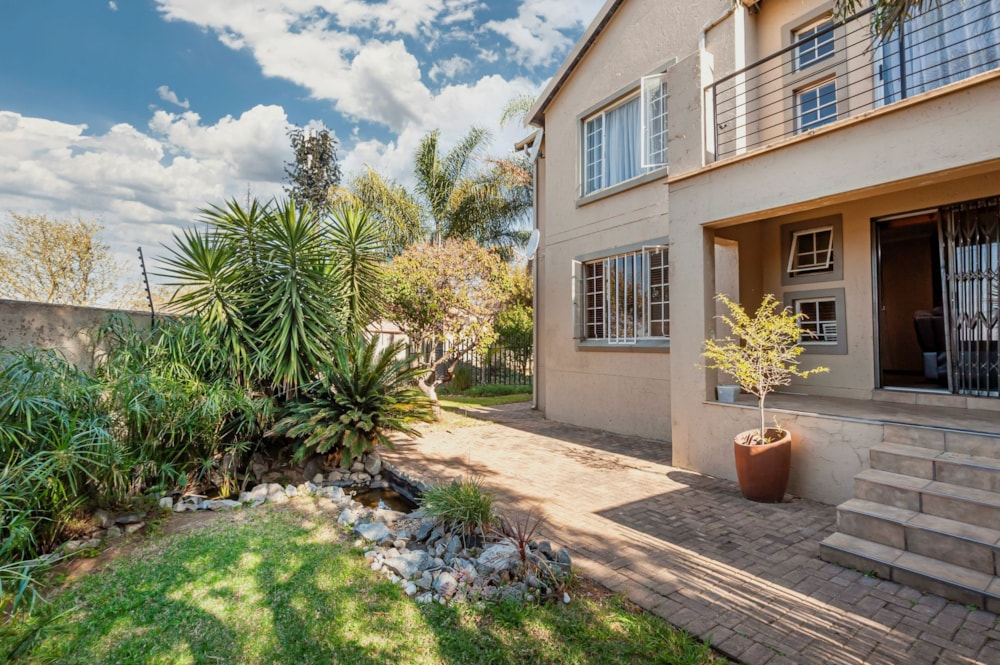 Townhouse for sale in North Riding - RAN1749122 Townhouse for sale in North Riding - RAN1749122