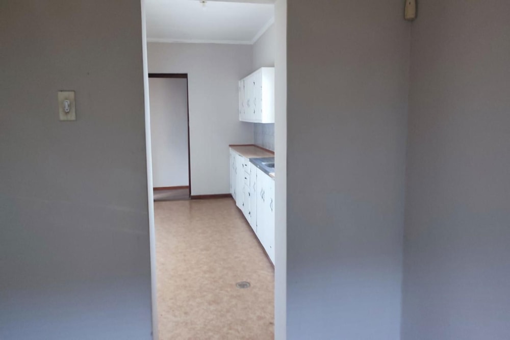 House to rent in Van Riebeeck Hoogte - 1UK1748211