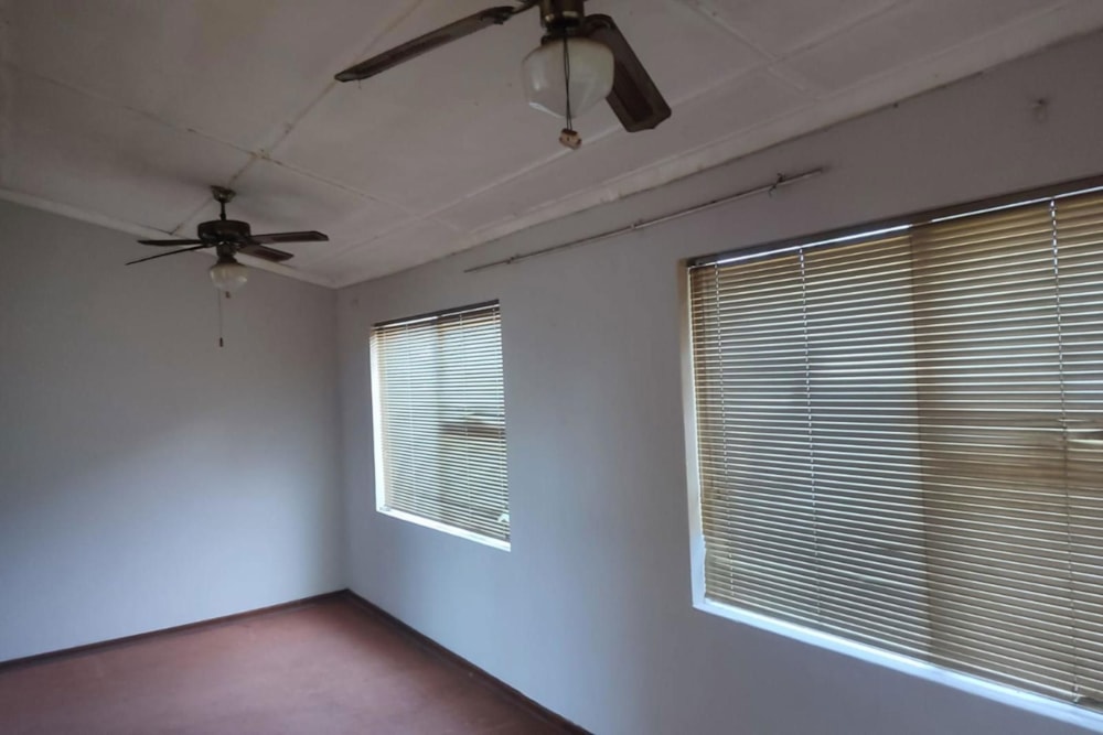 House let in Van Riebeeck Hoogte - 1UK1723045
