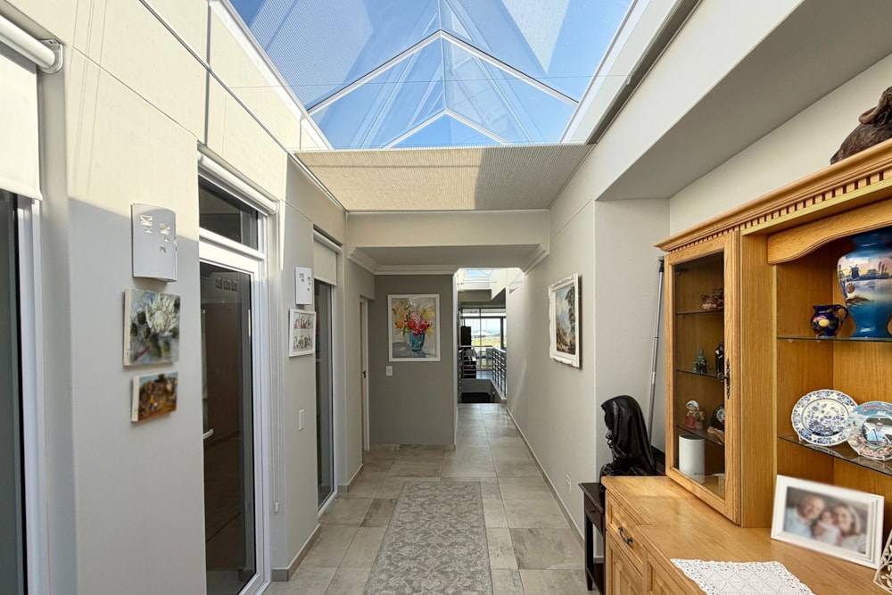 Double-storey house for sale in Bloubergstrand - 1TV1748396
