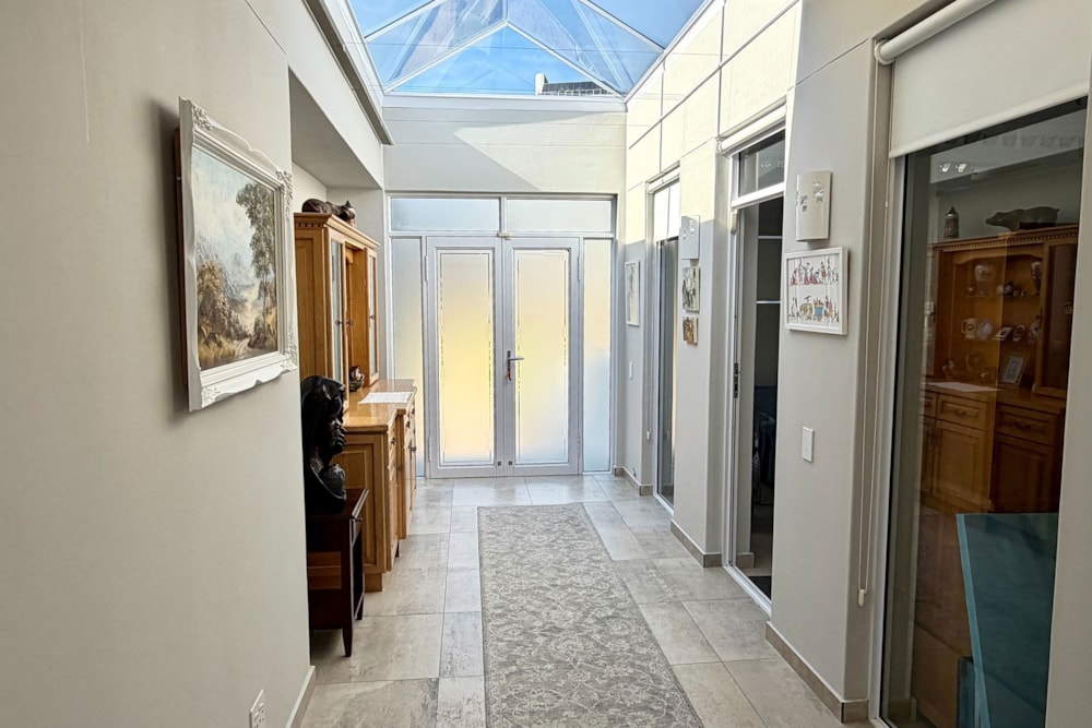 Double-storey house for sale in Bloubergstrand - 1TV1748396