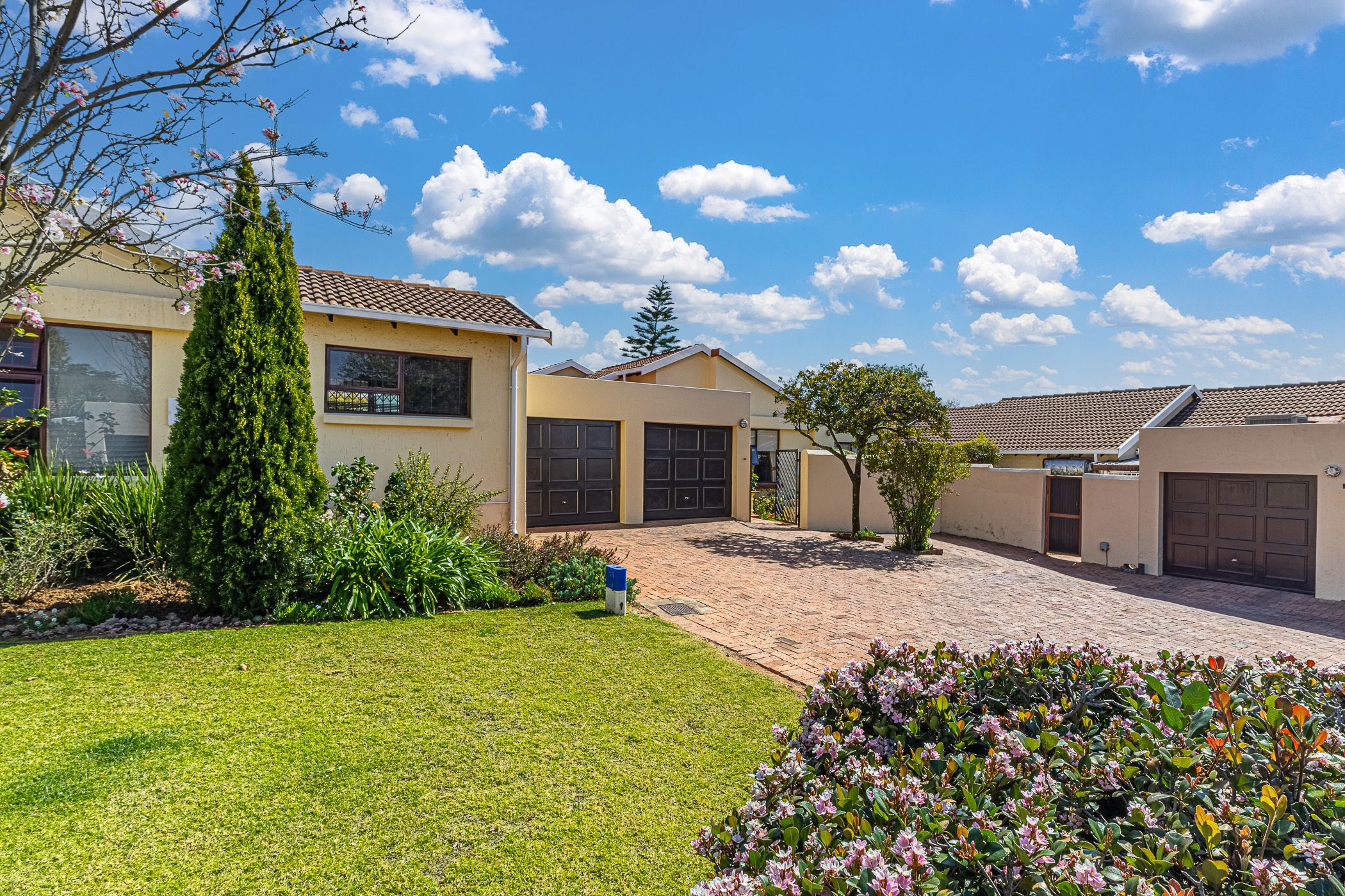 Cluster for sale in Blairgowrie - HP1750484