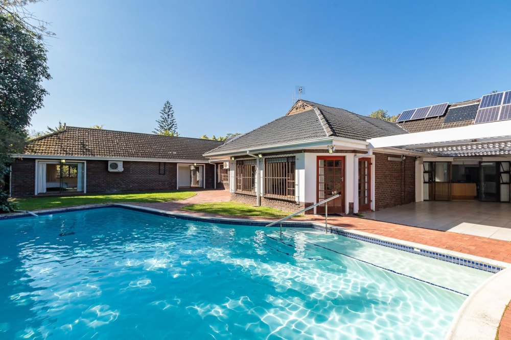 House for sale in Constantia, Cape Town - KW1749867 House for sale in Constantia, Cape Town - KW1749867