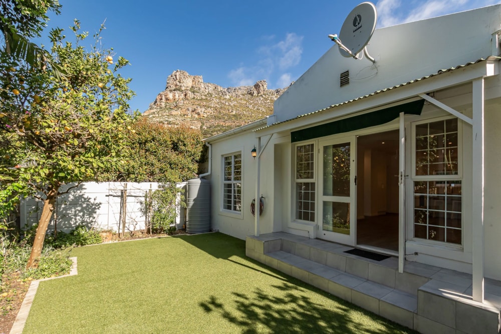 Cottage for sale in Lakeside, Cape Town - KW1750282 Cottage for sale in Lakeside, Cape Town - KW1750282