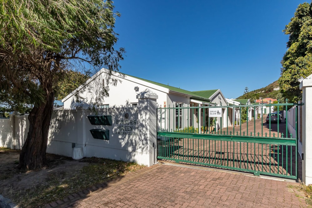 Cottage for sale in Lakeside, Cape Town - KW1750282 Cottage for sale in Lakeside, Cape Town - KW1750282
