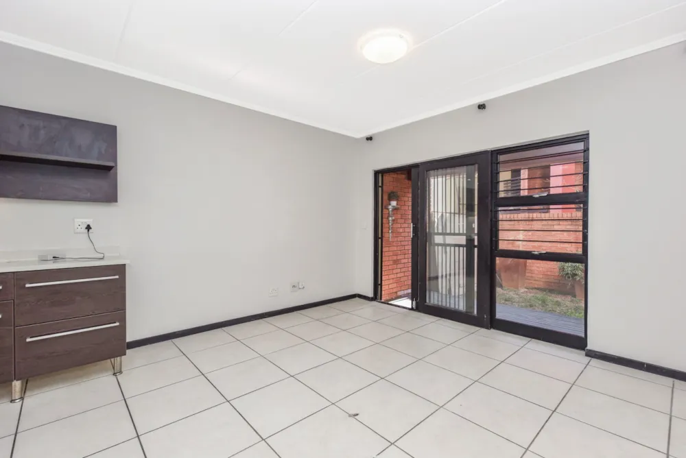 Apartment for sale in Douglasdale - FW1749330 Apartment for sale in Douglasdale - FW1749330