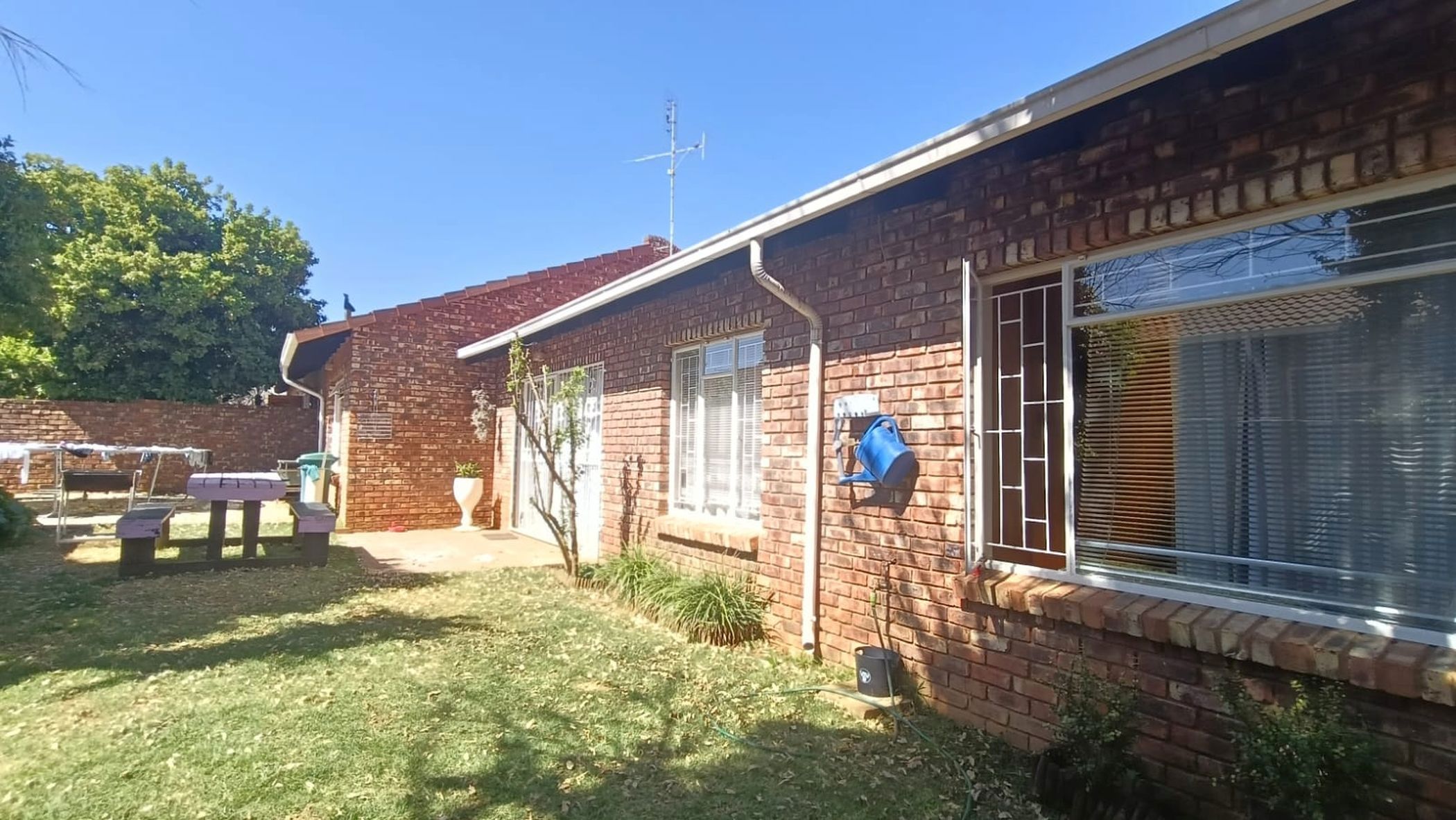 Townhouse to rent in Langenhovenpark - 1BX1750476