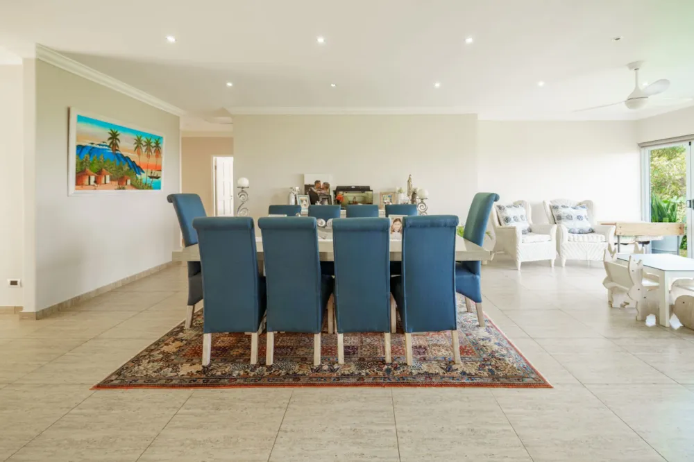 House for sale in Beverley Hills Estate - 1BD1748683 House for sale in Beverley Hills Estate - 1BD1748683