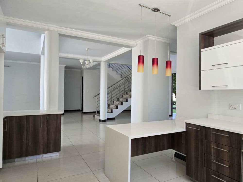 Golf estate house to rent in Phakalane Golf Estate, Botswana - 3BO1748070 Golf estate house to rent in Phakalane Golf Estate, Botswana - 3BO1748070