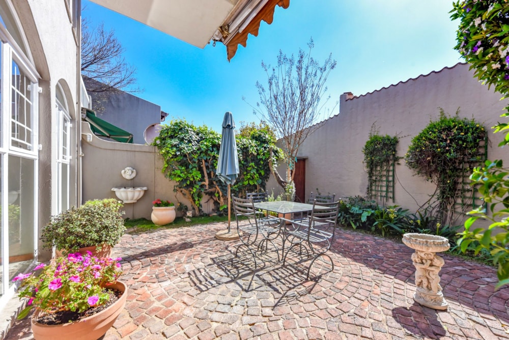 Townhouse for sale in Parkmore - HP1751341