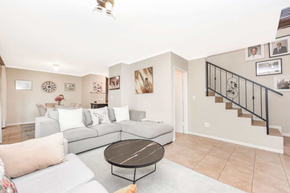 Cluster for sale in Bryanston - HP1748425 Cluster for sale in Bryanston - HP1748425