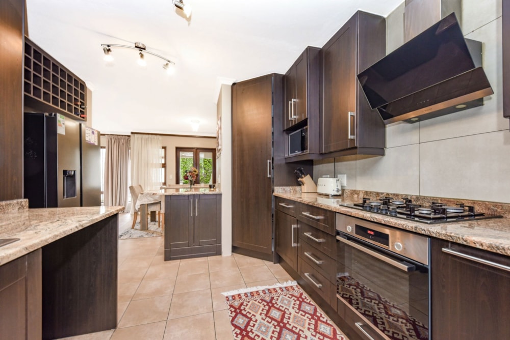 Cluster for sale in Bryanston - HP1748425 Cluster for sale in Bryanston - HP1748425