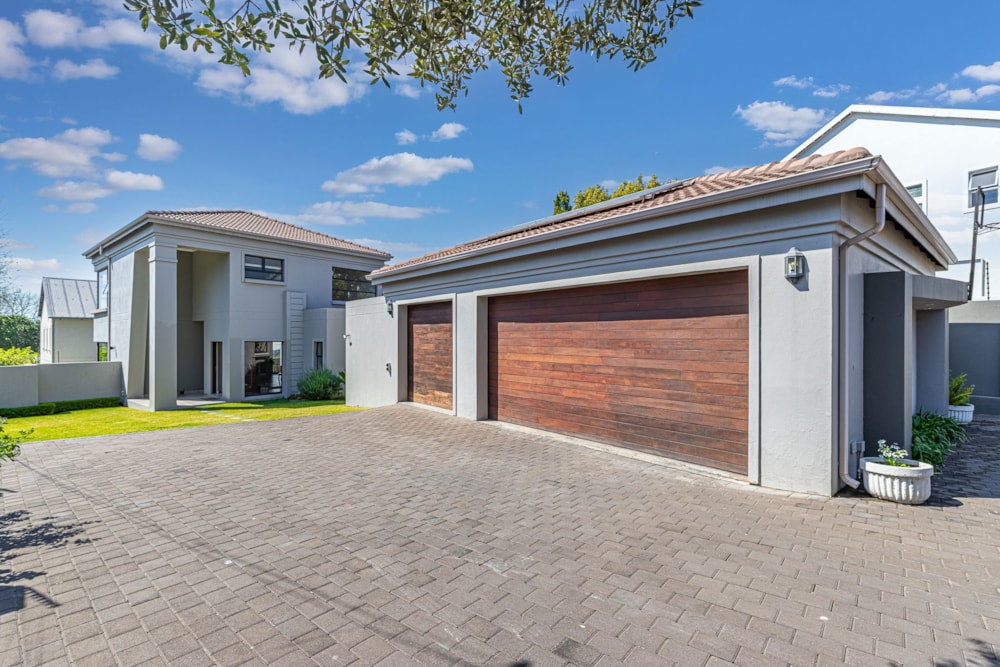 House for sale in Bryanston - HP1750439