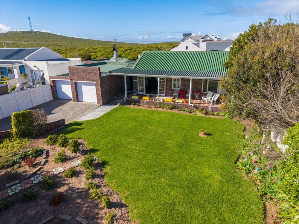 House for sale in Yzerfontein - LA1748340 House for sale in Yzerfontein - LA1748340