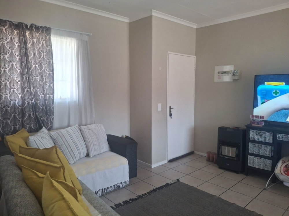 Security complex home for sale in Fairleads - EN1740853