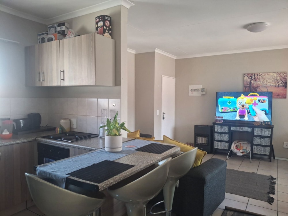 Security complex home for sale in Fairleads - EN1740853