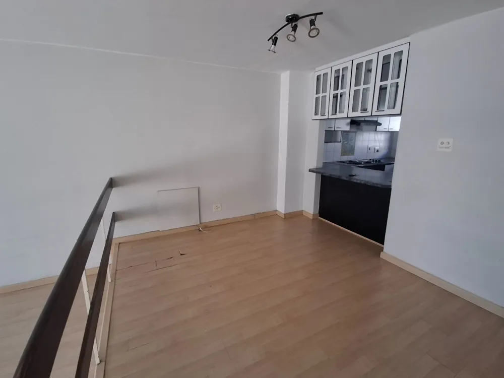 Townhouse let in Wynberg, Cape Town - RBL1750072 Townhouse let in Wynberg, Cape Town - RBL1750072