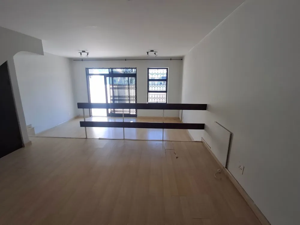 Townhouse let in Wynberg, Cape Town - RBL1750072 Townhouse let in Wynberg, Cape Town - RBL1750072