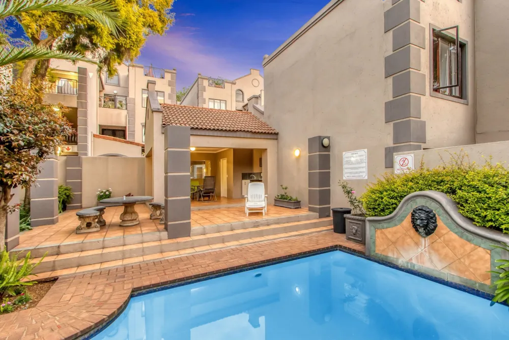 Apartment for sale in Waverley, Johannesburg - HP1751639 Apartment for sale in Waverley, Johannesburg - HP1751639