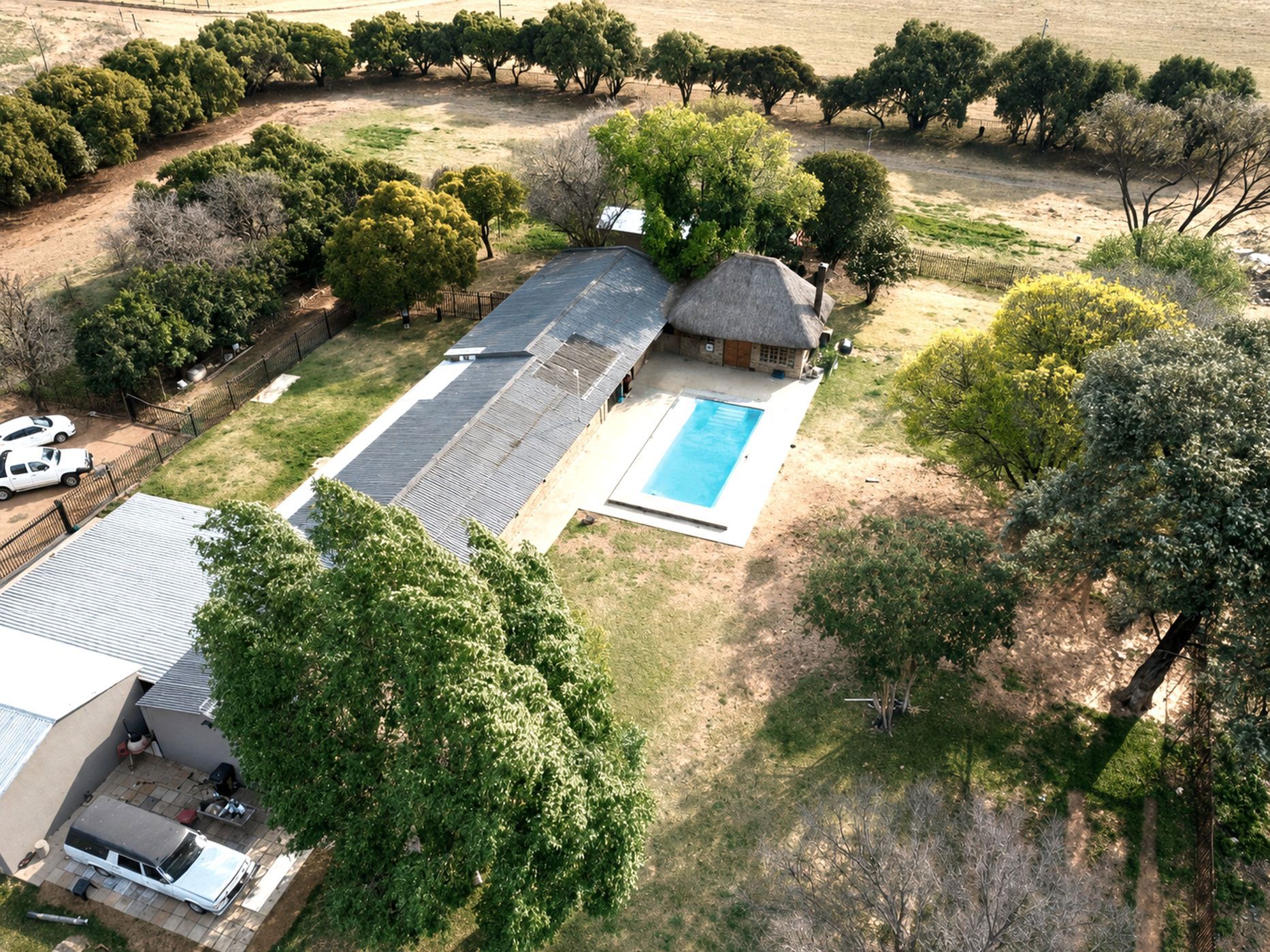 Smallholding for sale in Bloemdal - 1BX1751386