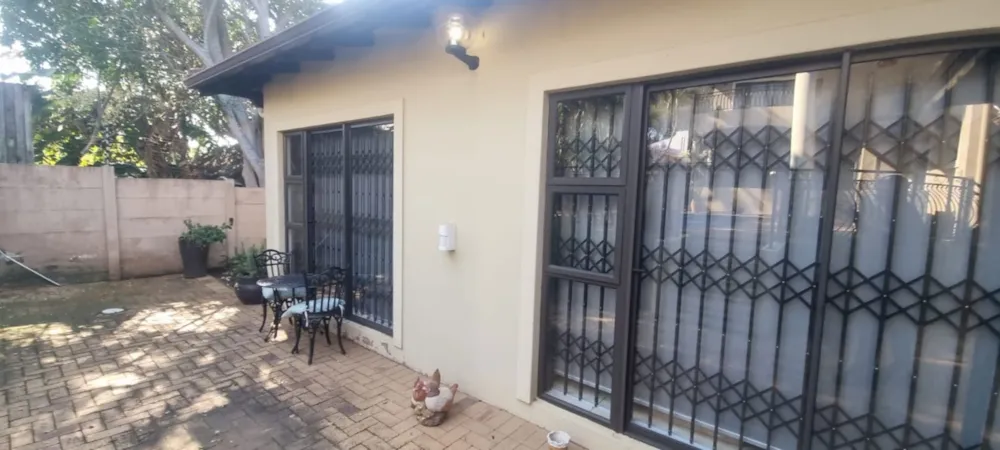 Garden cottage to rent in uMhlanga - 1ND1752156 Garden cottage to rent in uMhlanga - 1ND1752156