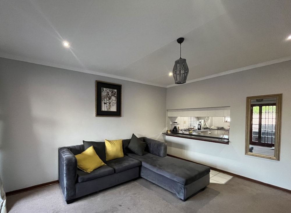 Townhouse for sale in Langenhovenpark - 1BX1750039 Townhouse for sale in Langenhovenpark - 1BX1750039