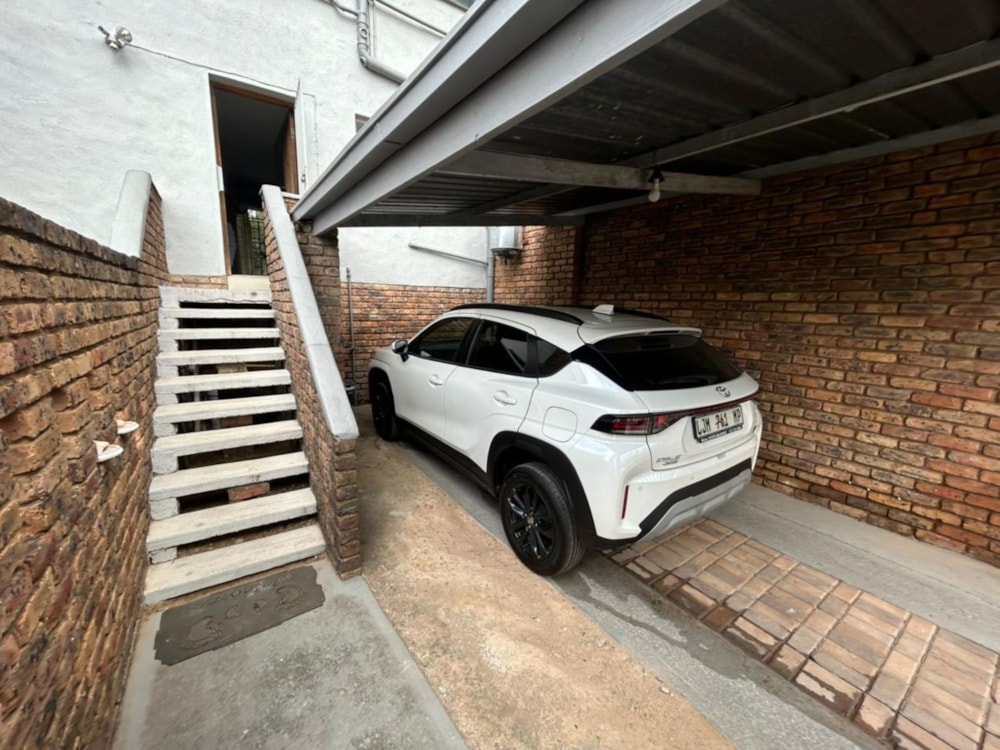 House for sale in Sonheuwel - 1NS1751215 House for sale in Sonheuwel - 1NS1751215