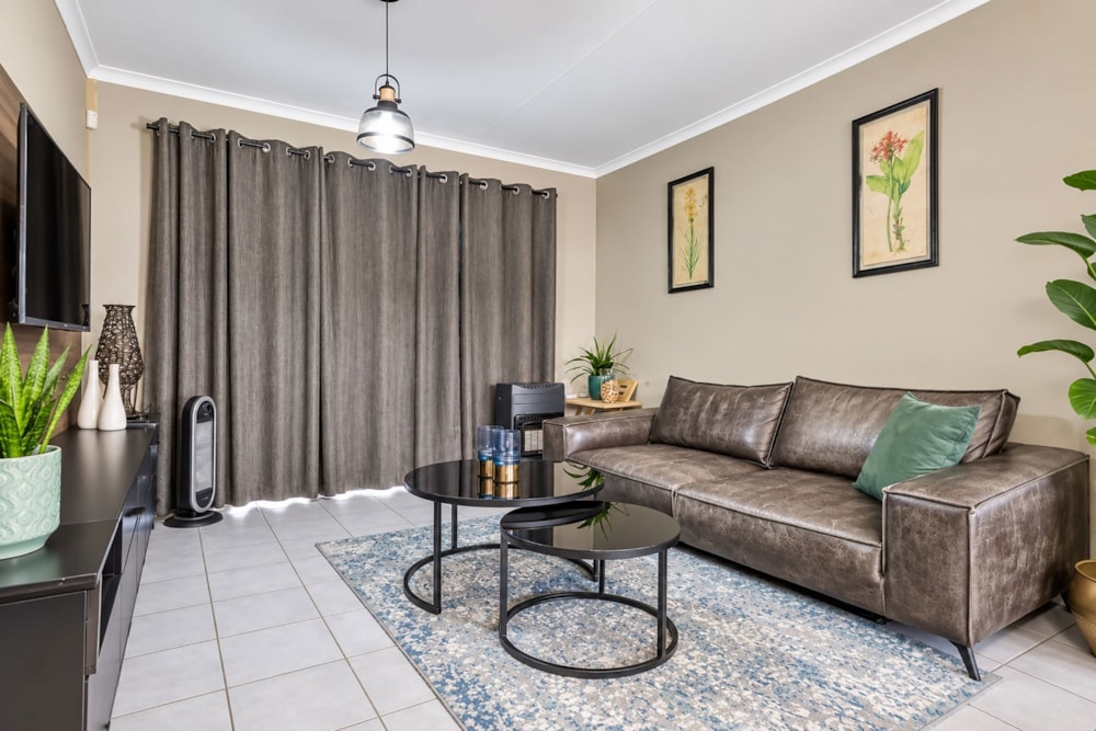 Apartment for sale in Wilgeheuwel - RAN1752679 Apartment for sale in Wilgeheuwel - RAN1752679