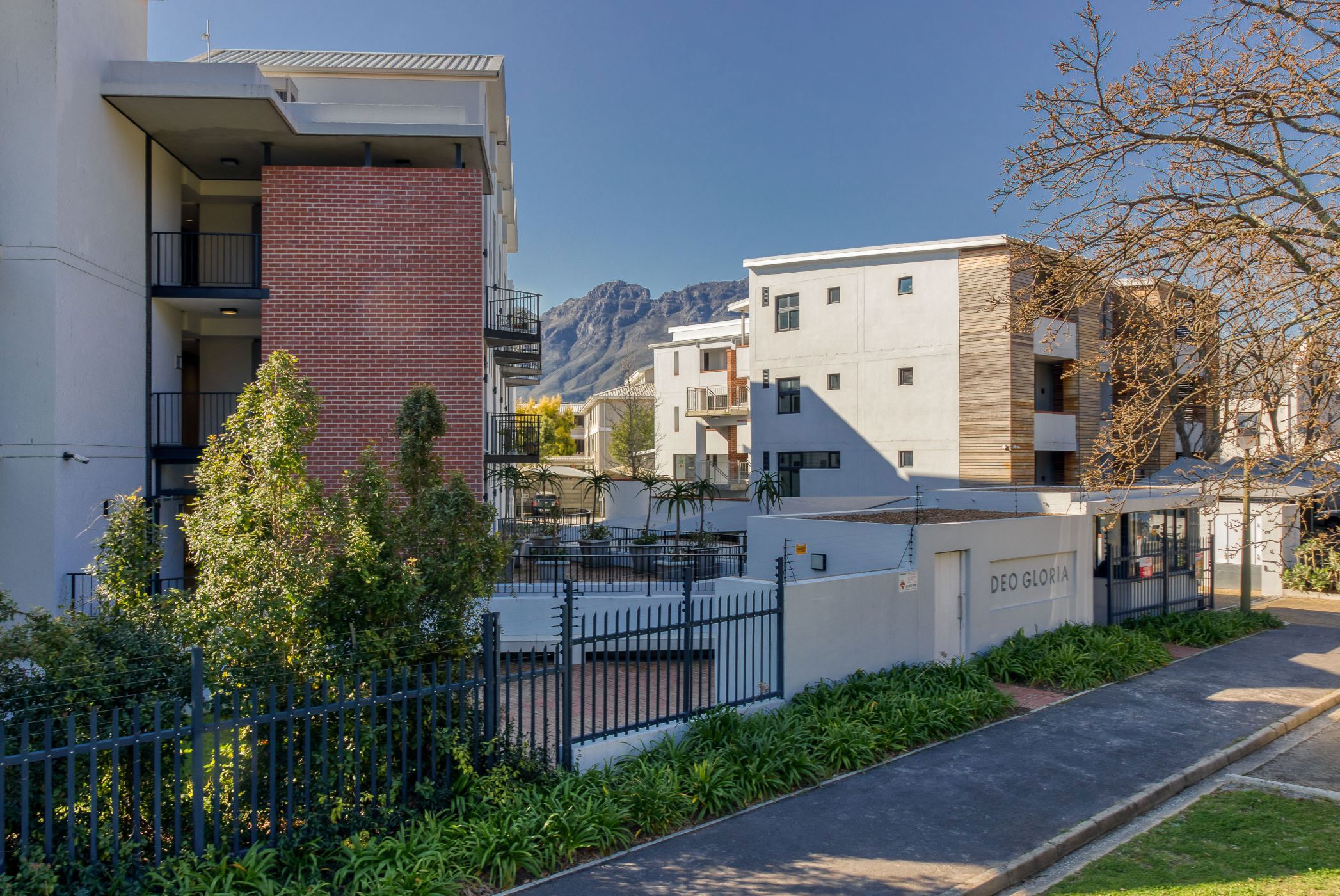 Apartment for sale in Stellenbosch Central - ST1752241