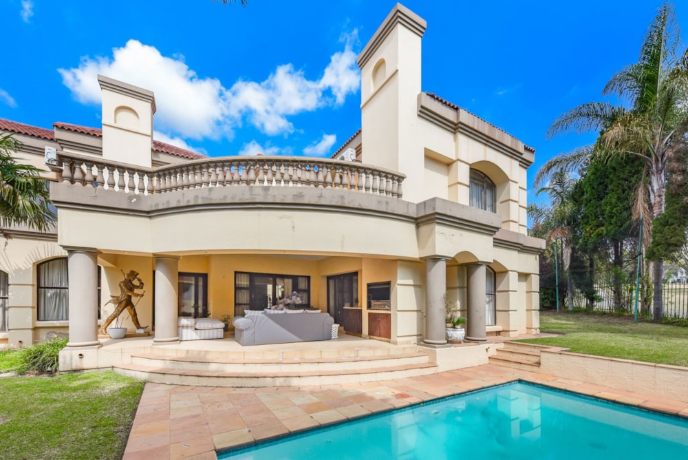 Double-storey house to rent in Dainfern Golf Estate - FYL1752032 Double-storey house to rent in Dainfern Golf Estate - FYL1752032