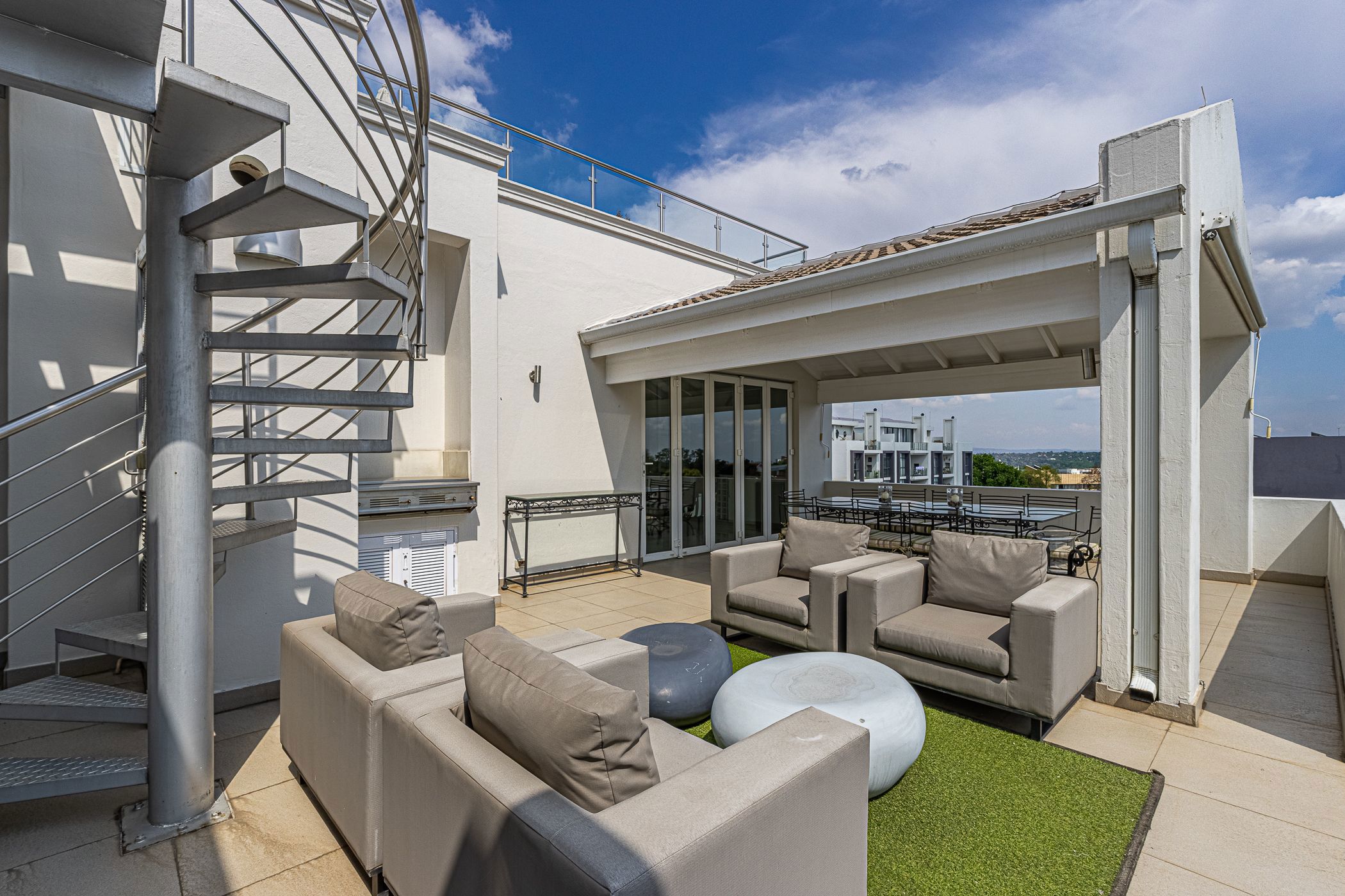 Apartment sold in Dunkeld West - HP1749534