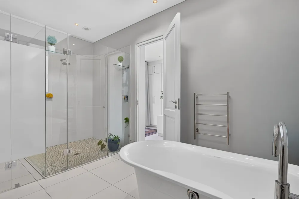 Apartment sold in Dunkeld West - HP1749534